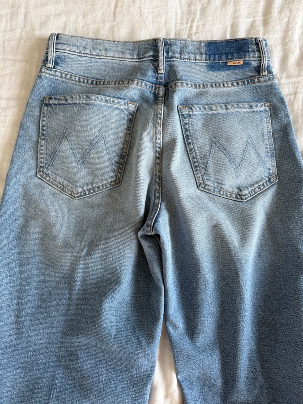 MOTHER Lil’ Lasso Sneak Jeans in shade “Sow Surreal” size 28 NWOT - Picture 8 of 12